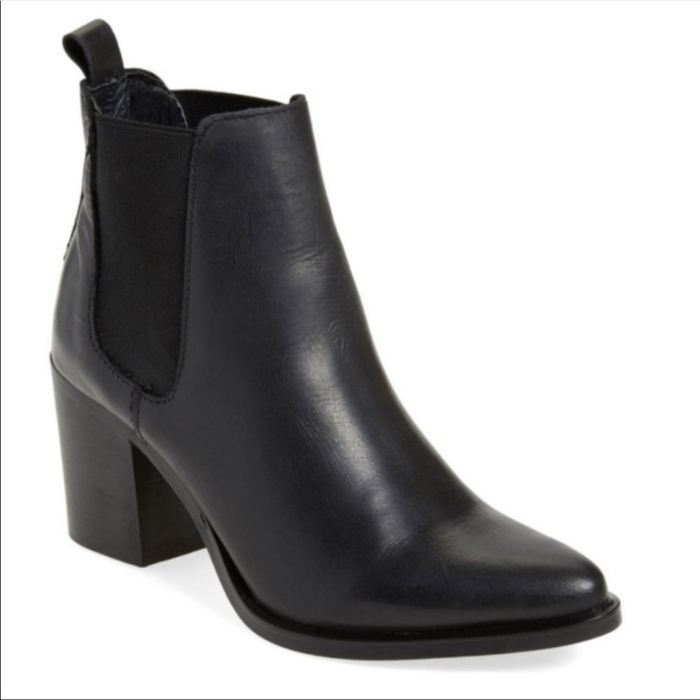 Steve Madden Pistol Leather Ankle Boots